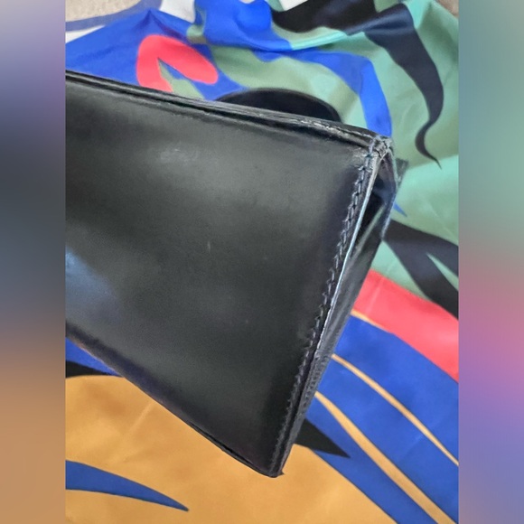 Salvatore Ferragamo Gancini 2 Way Shoulder HandBag Sought After Bag - Picture 9 of 9